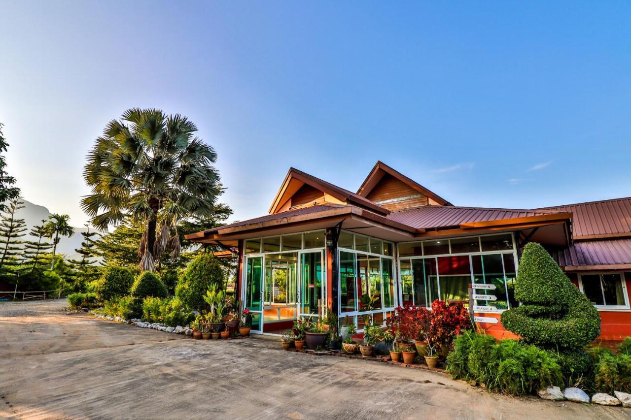OYO 416 Golden Nakara Resort Maesai Mae Sai Exterior foto
